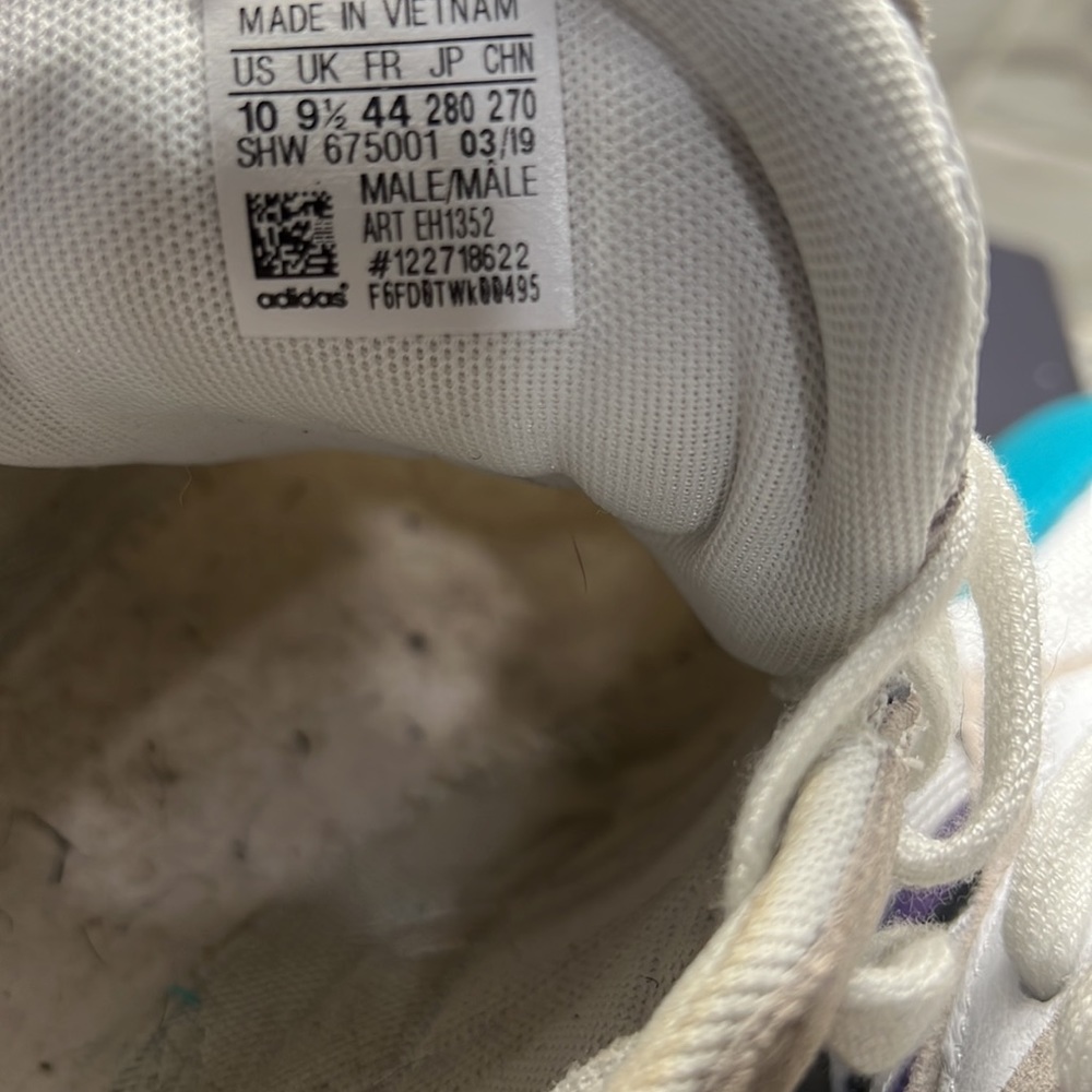Adidas’s - Picture 3 of 4